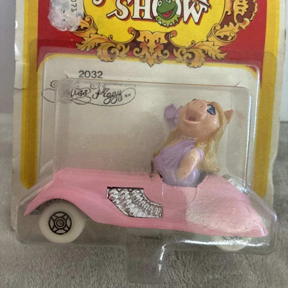 Corgi Miss‎ Piggy Die-Cast Car The Muppet Show 2032 Vintage 1979 *box damage